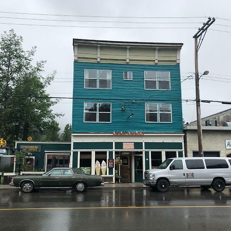 Historic Hotel Bayview Stewart エクステリア 写真