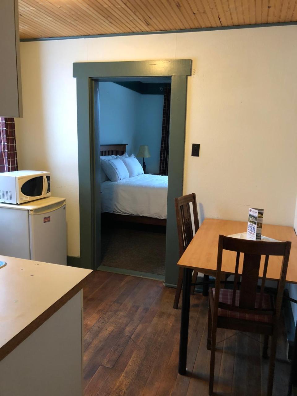 Historic Hotel Bayview Stewart エクステリア 写真