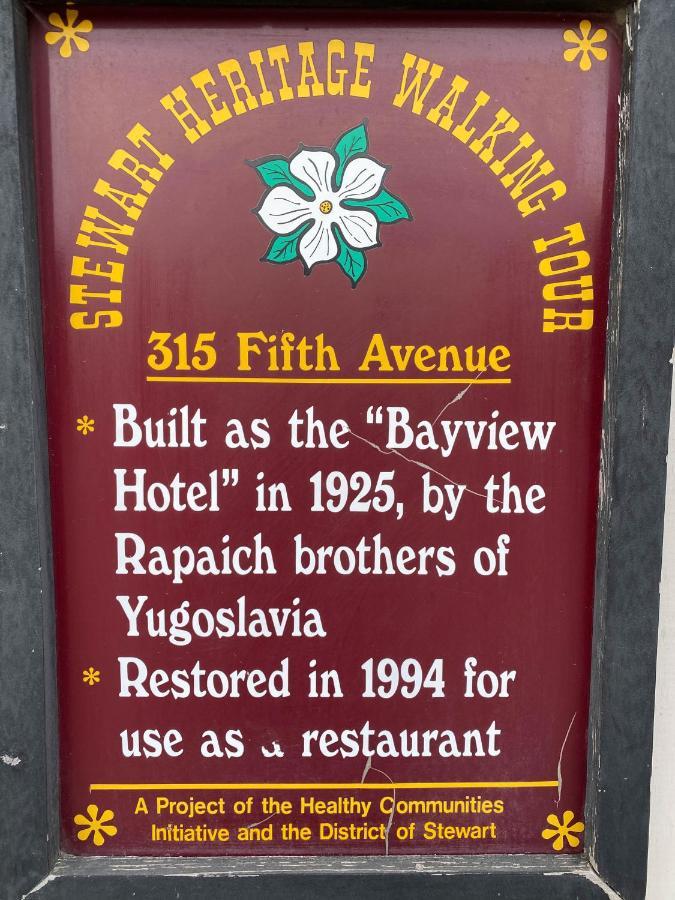 Historic Hotel Bayview Stewart エクステリア 写真