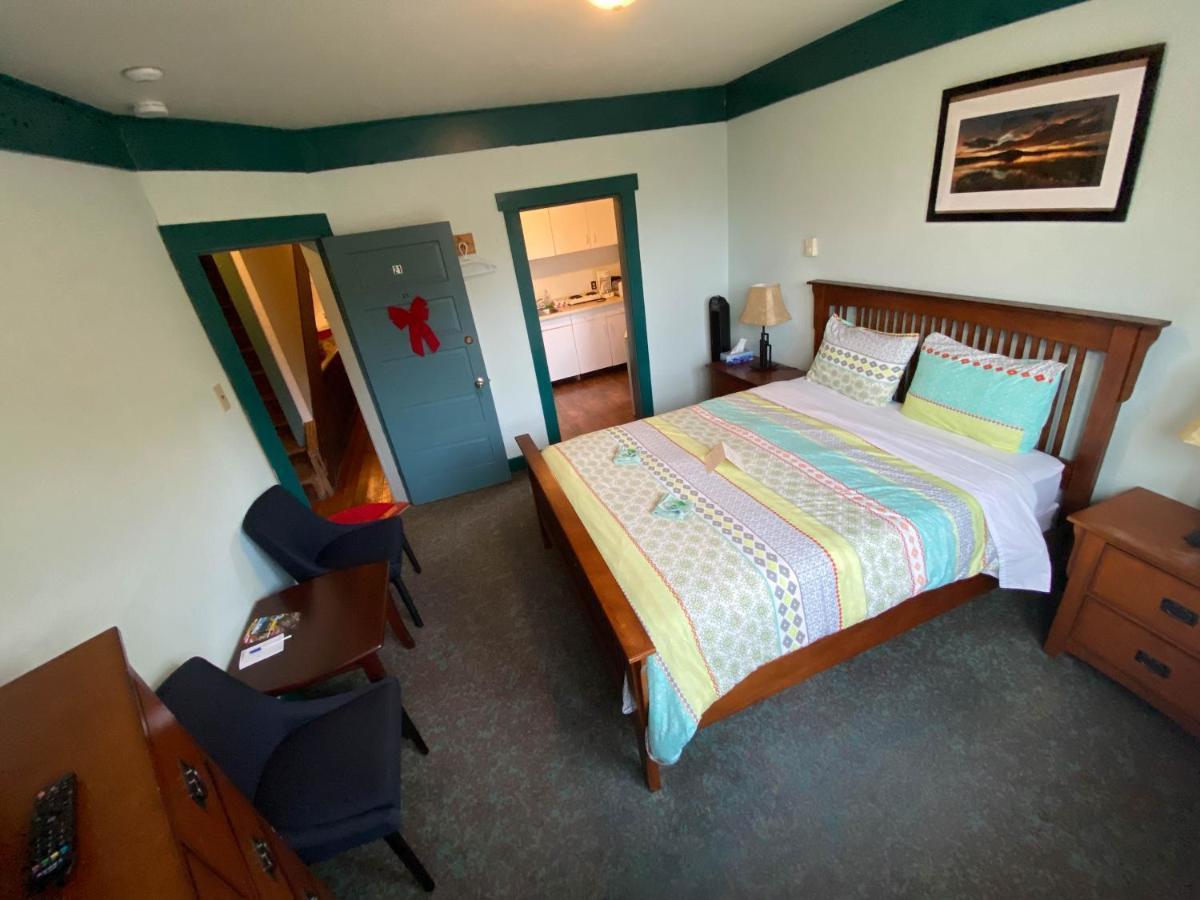 Historic Hotel Bayview Stewart エクステリア 写真