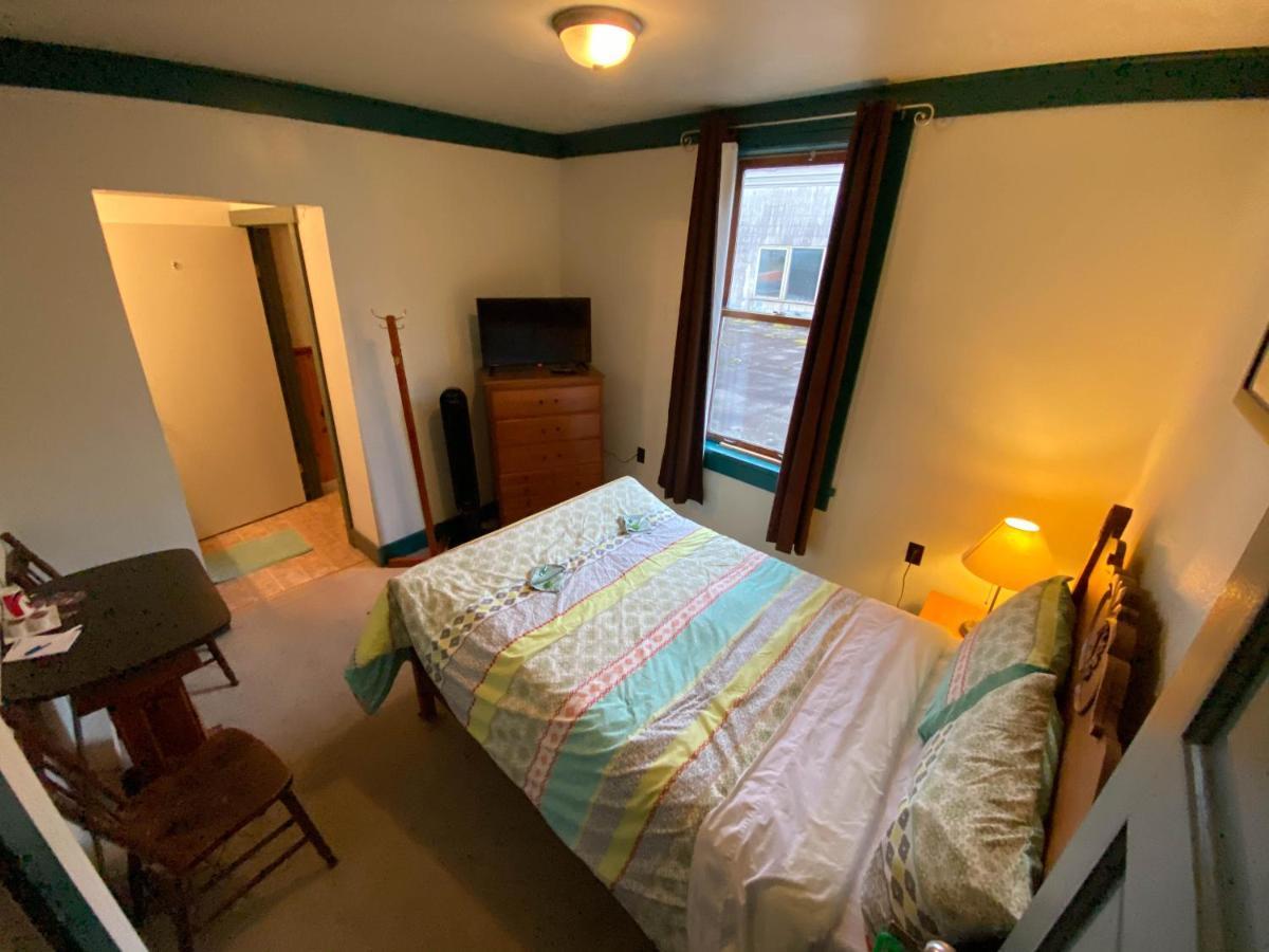 Historic Hotel Bayview Stewart エクステリア 写真
